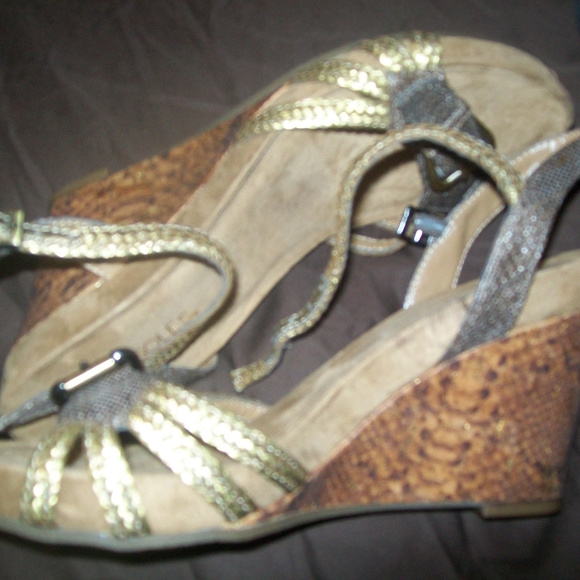 metallic aerosoles size 10m excellent shape - Picture 2 of 3